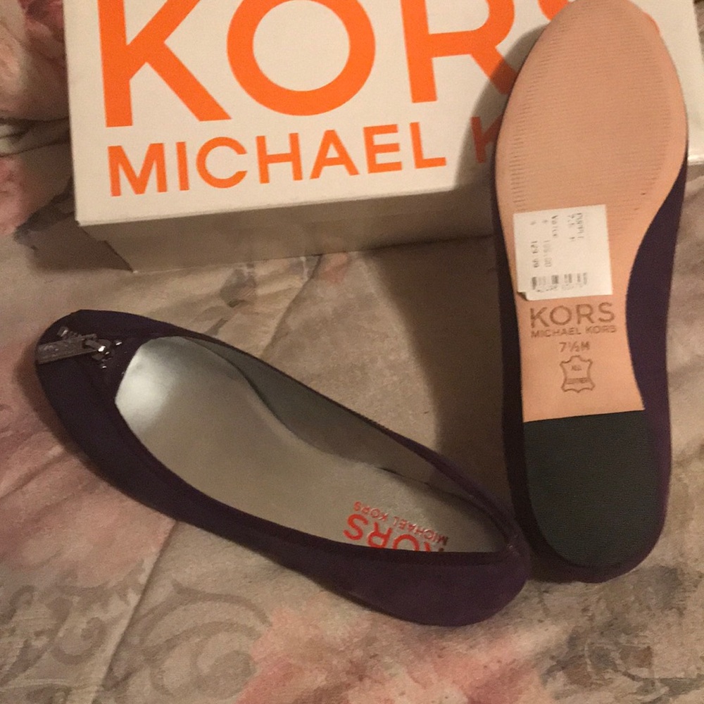 Shoes - Picture 2 of 2